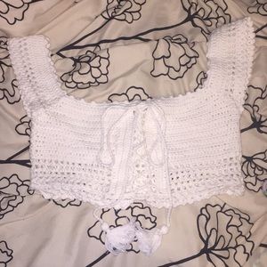 White crocheted crop-top
